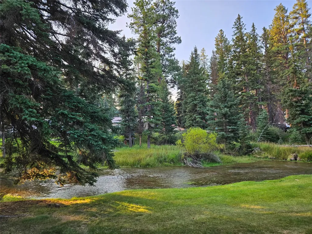 2133 W Mt Highway 200 Lincoln MT 59639
