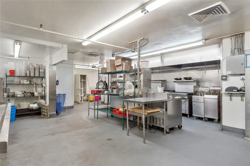 135 W Broadway Street Missoula MT 59802