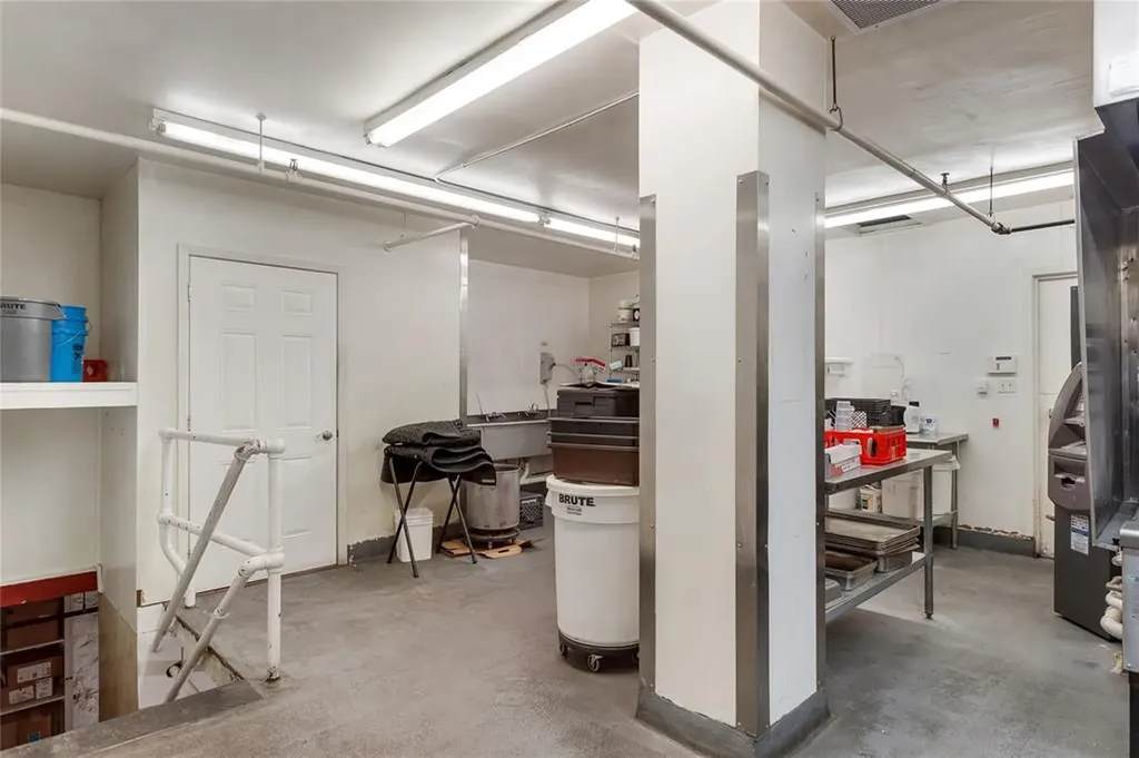135 W Broadway Street Missoula MT 59802