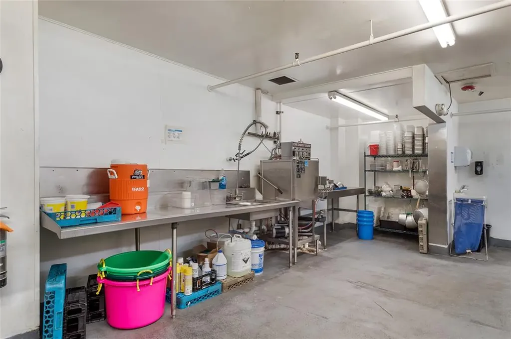 135 W Broadway Street Missoula MT 59802