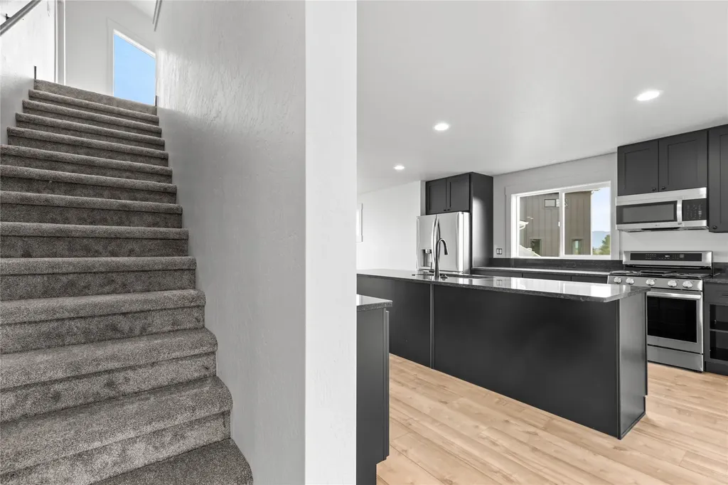 856 Ahern Court Kalispell MT 59901
