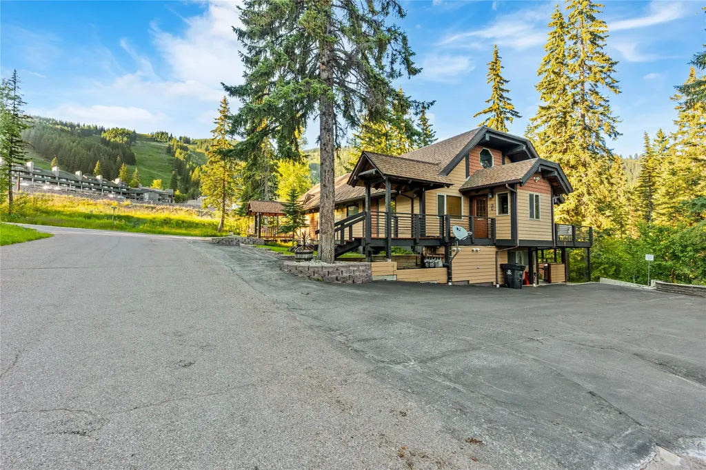 3835 Alpine Glow Avenue Whitefish MT 59937