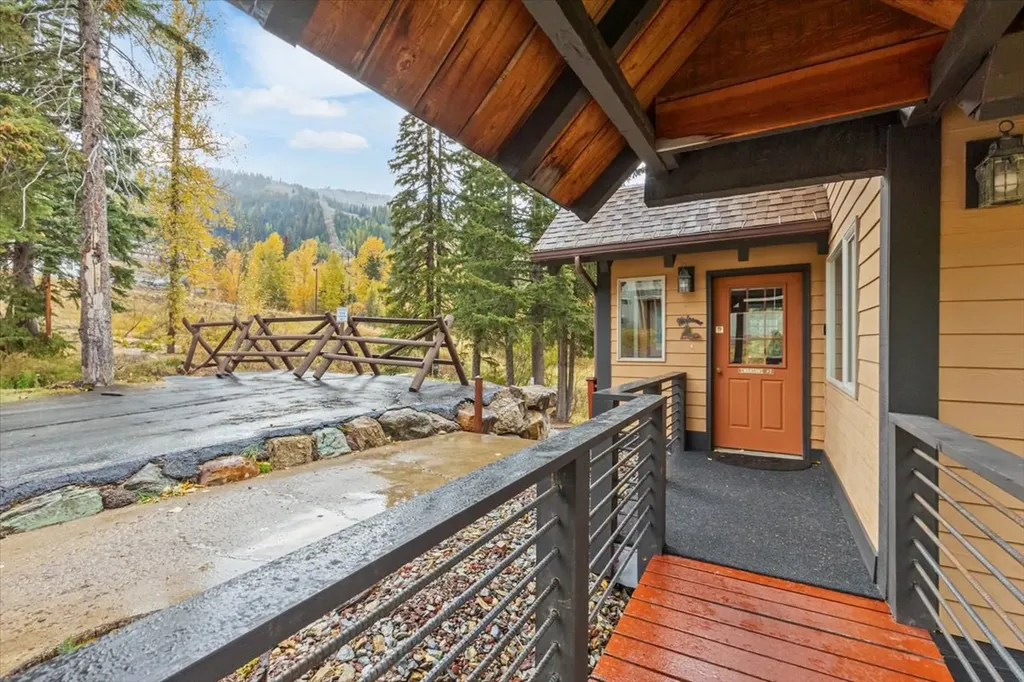 3835 Alpine Glow Avenue Whitefish MT 59937