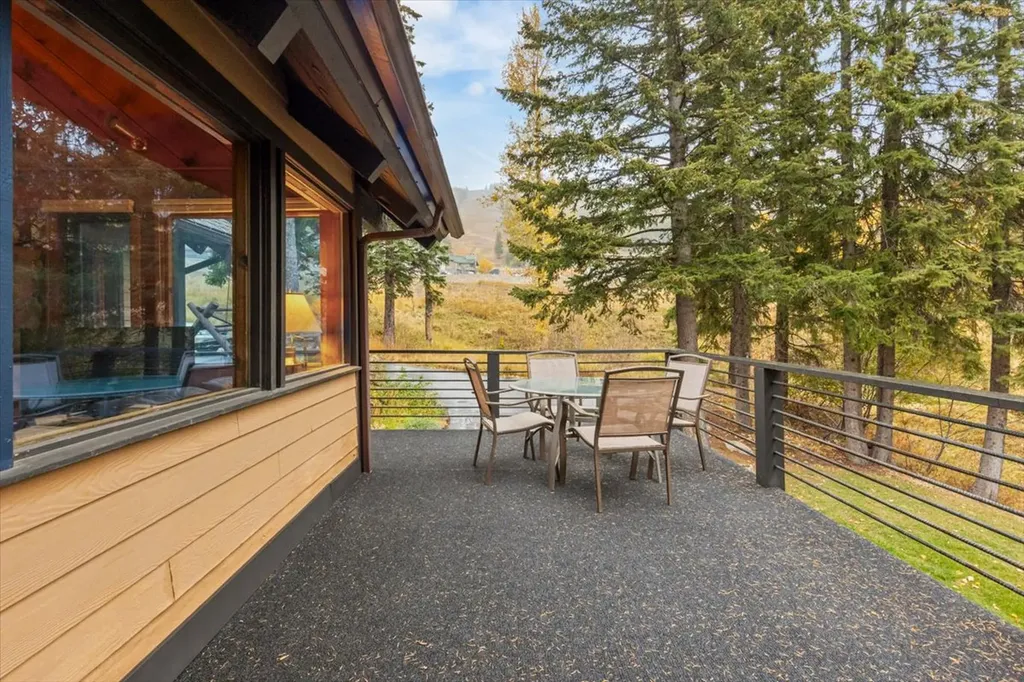 3835 Alpine Glow Avenue Whitefish MT 59937