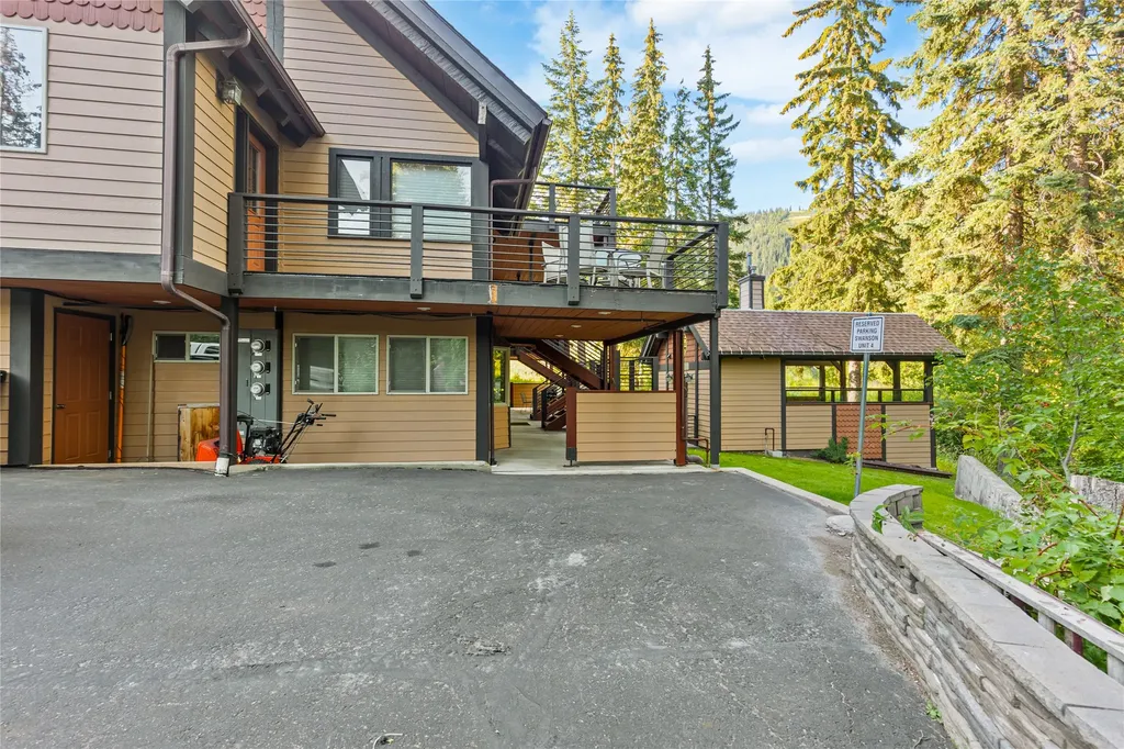 3835 Alpine Glow Avenue Whitefish MT 59937