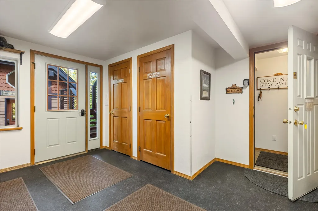 3835 Alpine Glow Avenue Whitefish MT 59937