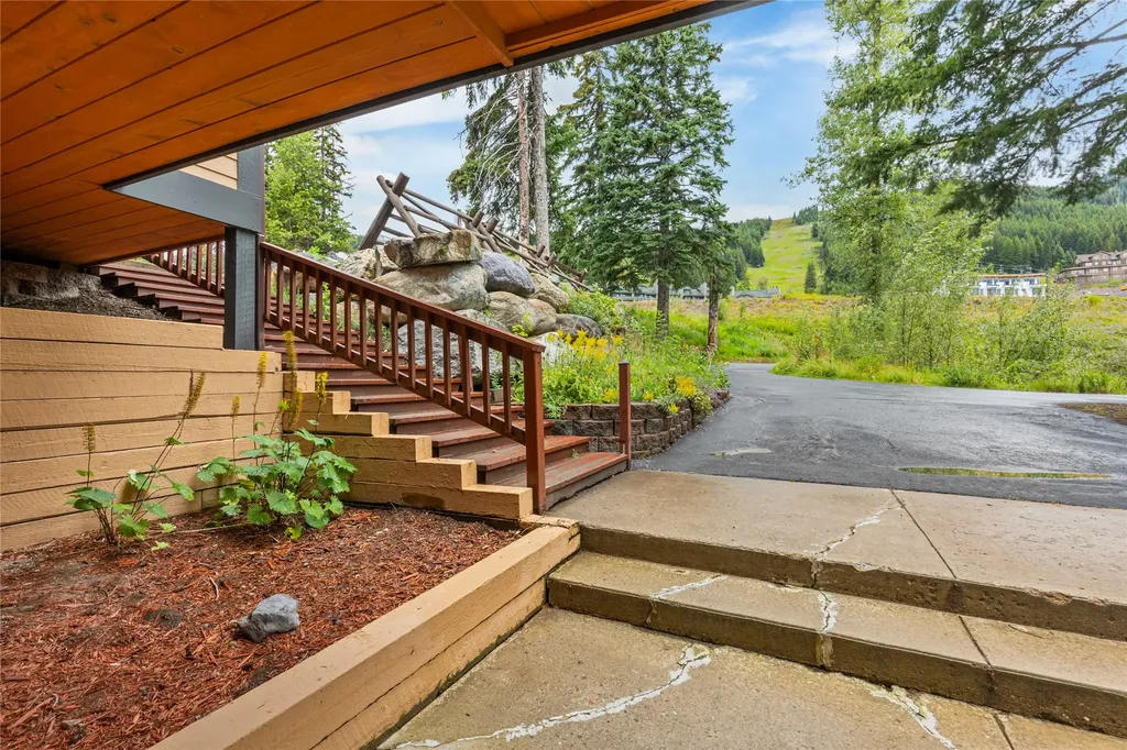 3835 Alpine Glow Avenue Whitefish MT 59937