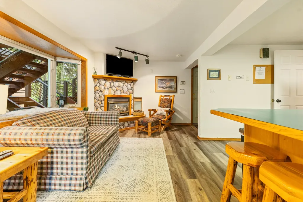 3835 Alpine Glow Avenue Whitefish MT 59937