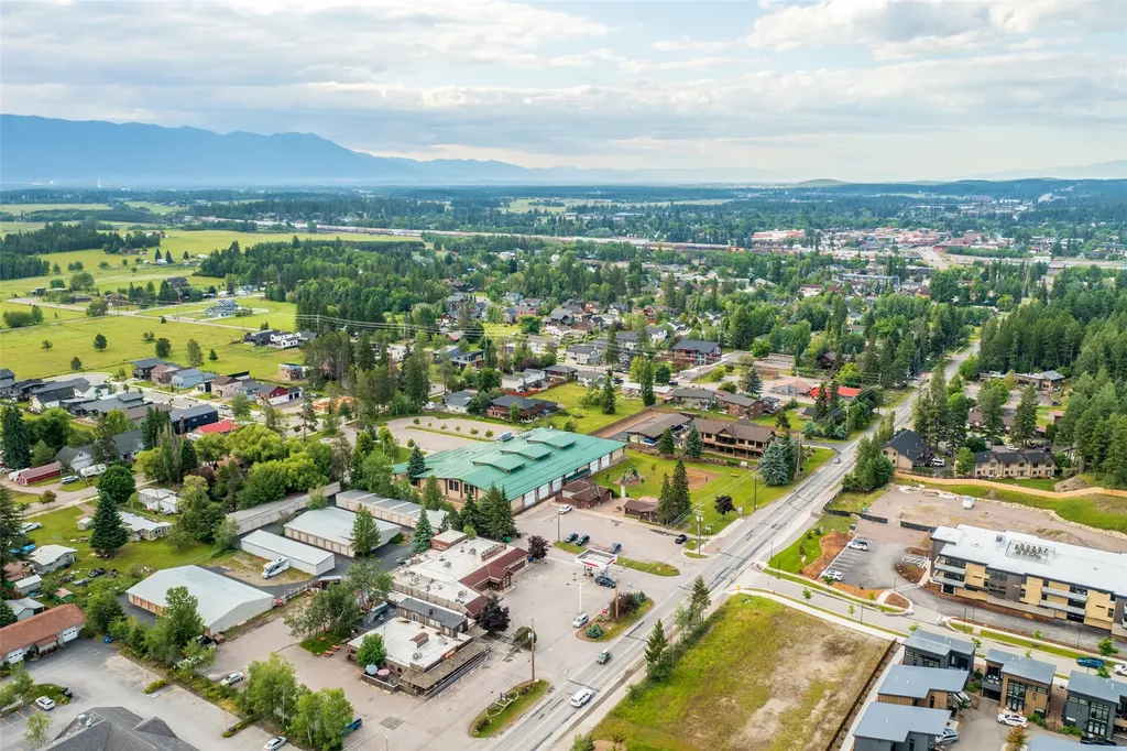 721 Wisconsin Avenue Whitefish MT 59937