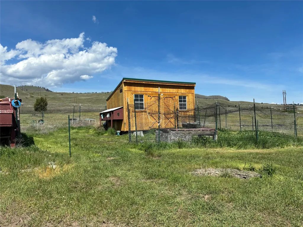 25652 Caye Drive Elmo MT 59915