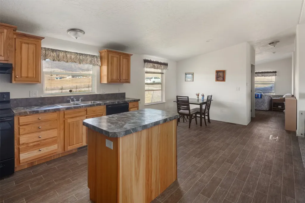 25652 Caye Drive Elmo MT 59915