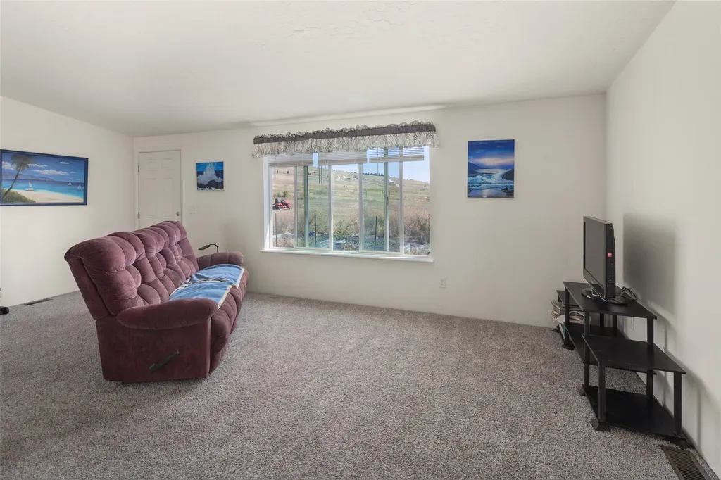 25652 Caye Drive Elmo MT 59915