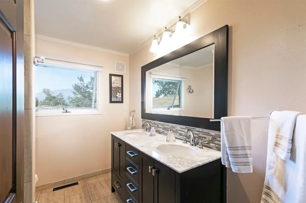 379 Fairgrounds Road Hamilton MT 59840