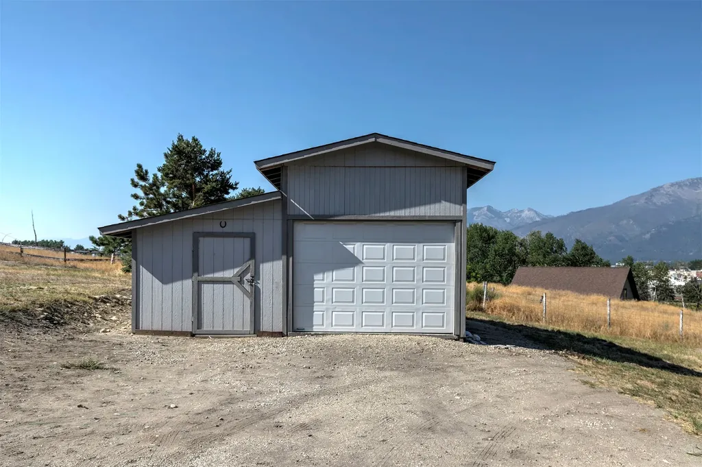 379 Fairgrounds Road Hamilton MT 59840