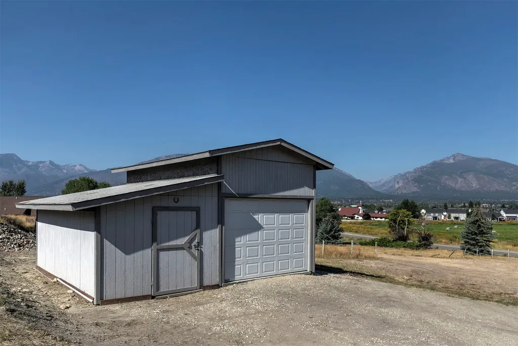 379 Fairgrounds Road Hamilton MT 59840
