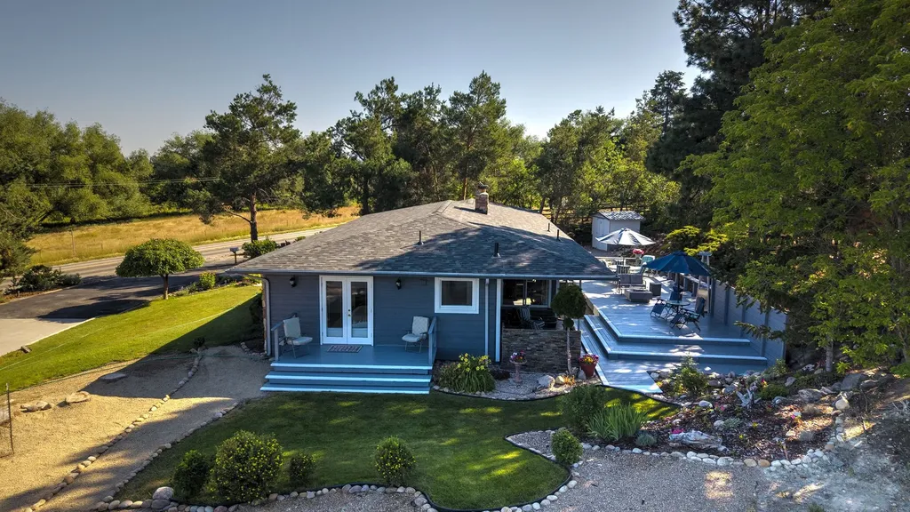 379 Fairgrounds Road Hamilton MT 59840