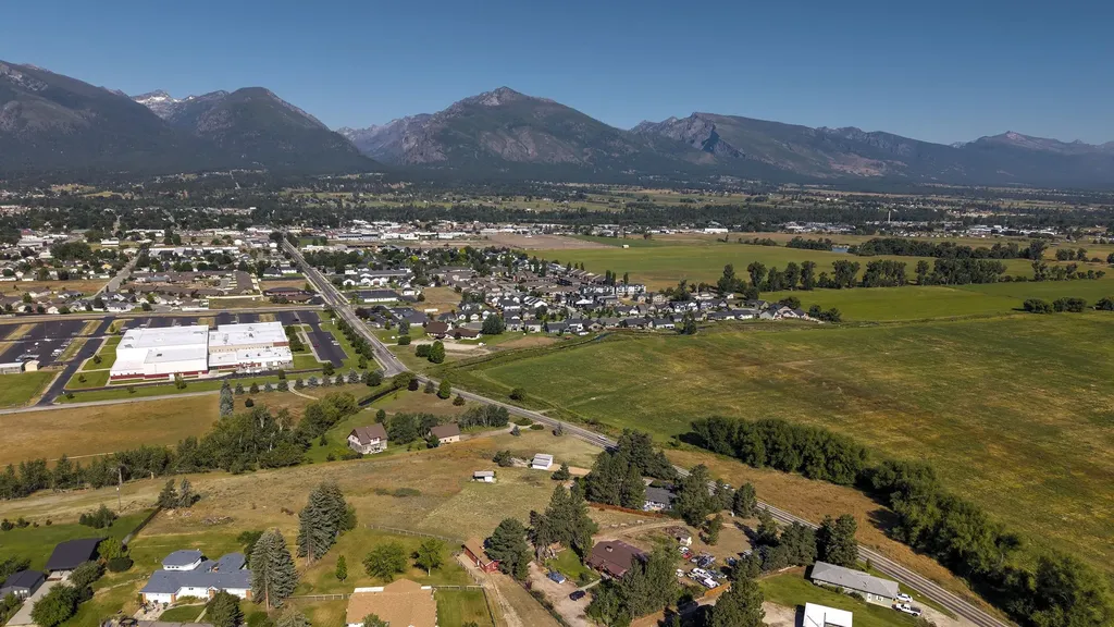 379 Fairgrounds Road Hamilton MT 59840