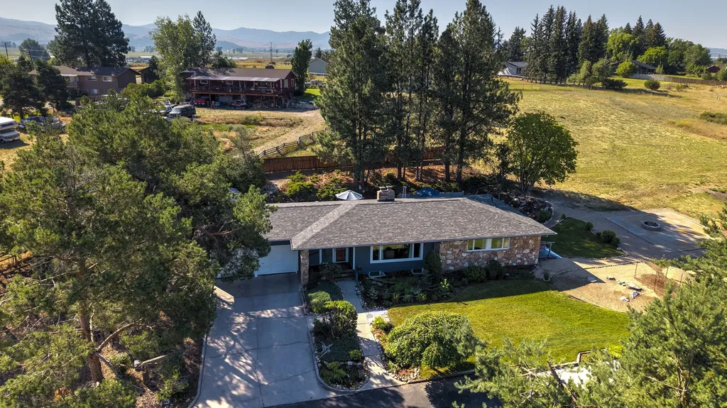 379 Fairgrounds Road Hamilton MT 59840