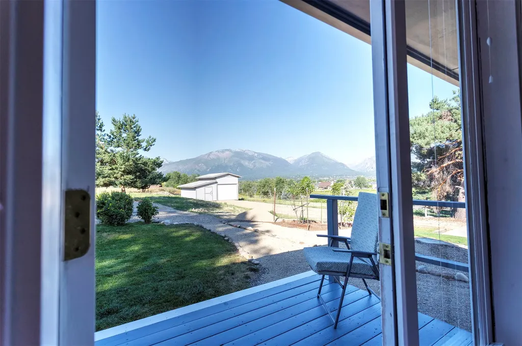 379 Fairgrounds Road Hamilton MT 59840