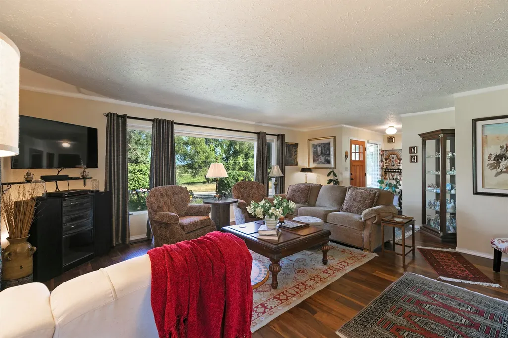 379 Fairgrounds Road Hamilton MT 59840