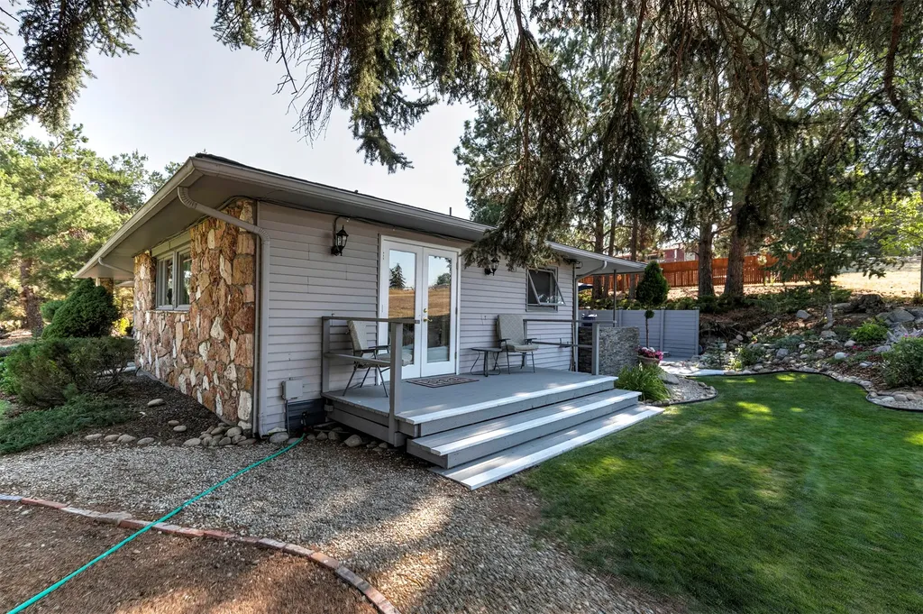 379 Fairgrounds Road Hamilton MT 59840