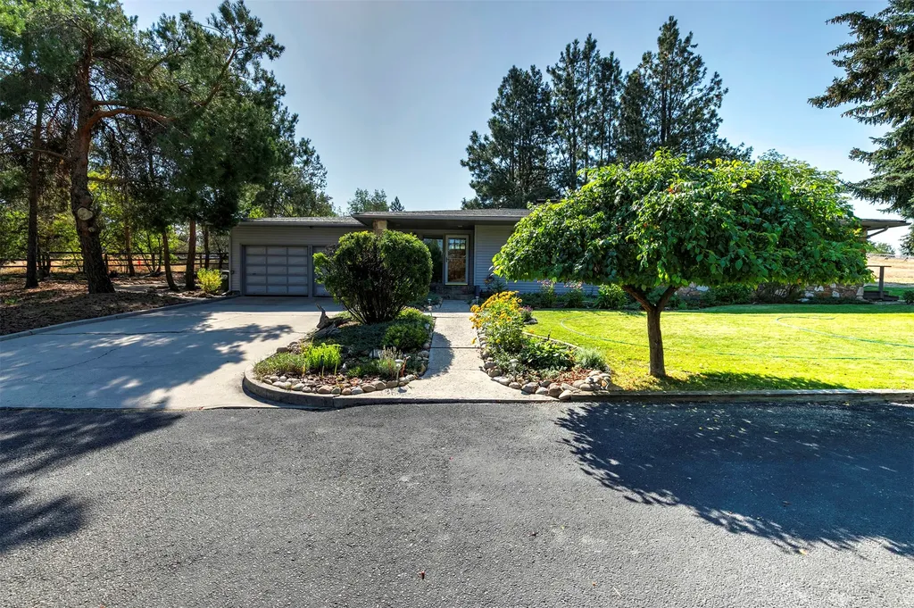 379 Fairgrounds Road Hamilton MT 59840