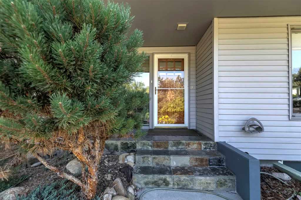 379 Fairgrounds Road Hamilton MT 59840