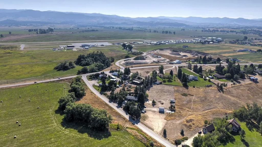379 Fairgrounds Road Hamilton MT 59840