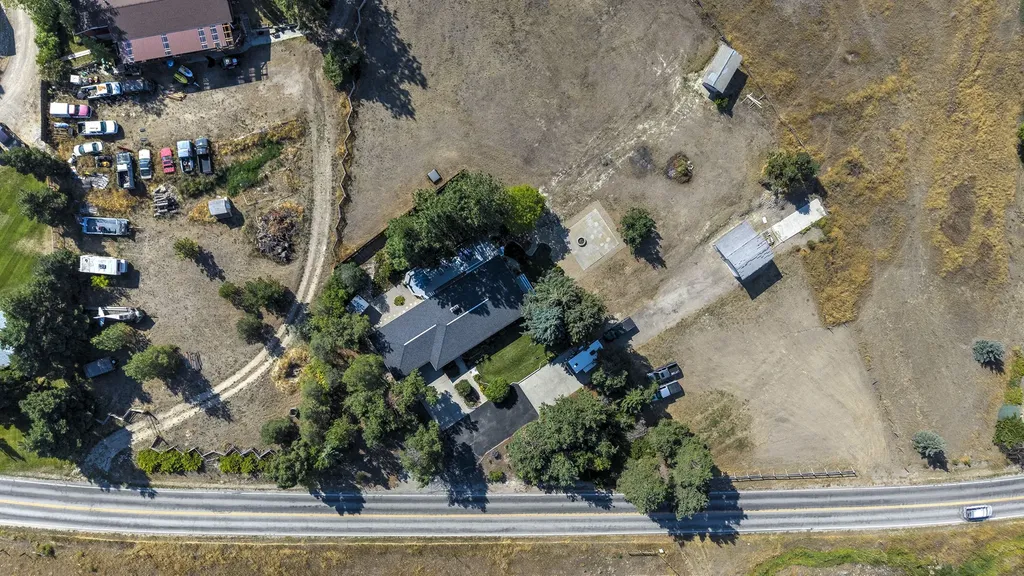 379 Fairgrounds Road Hamilton MT 59840