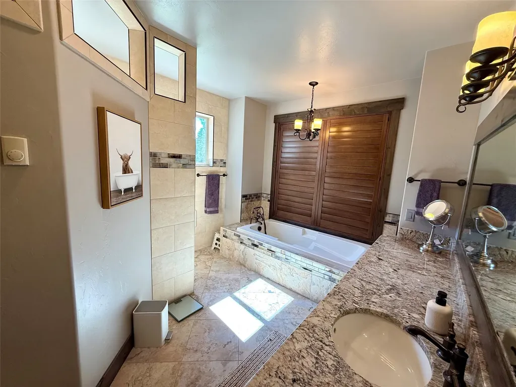 240 Hodge Creek Drive Kila MT 59920