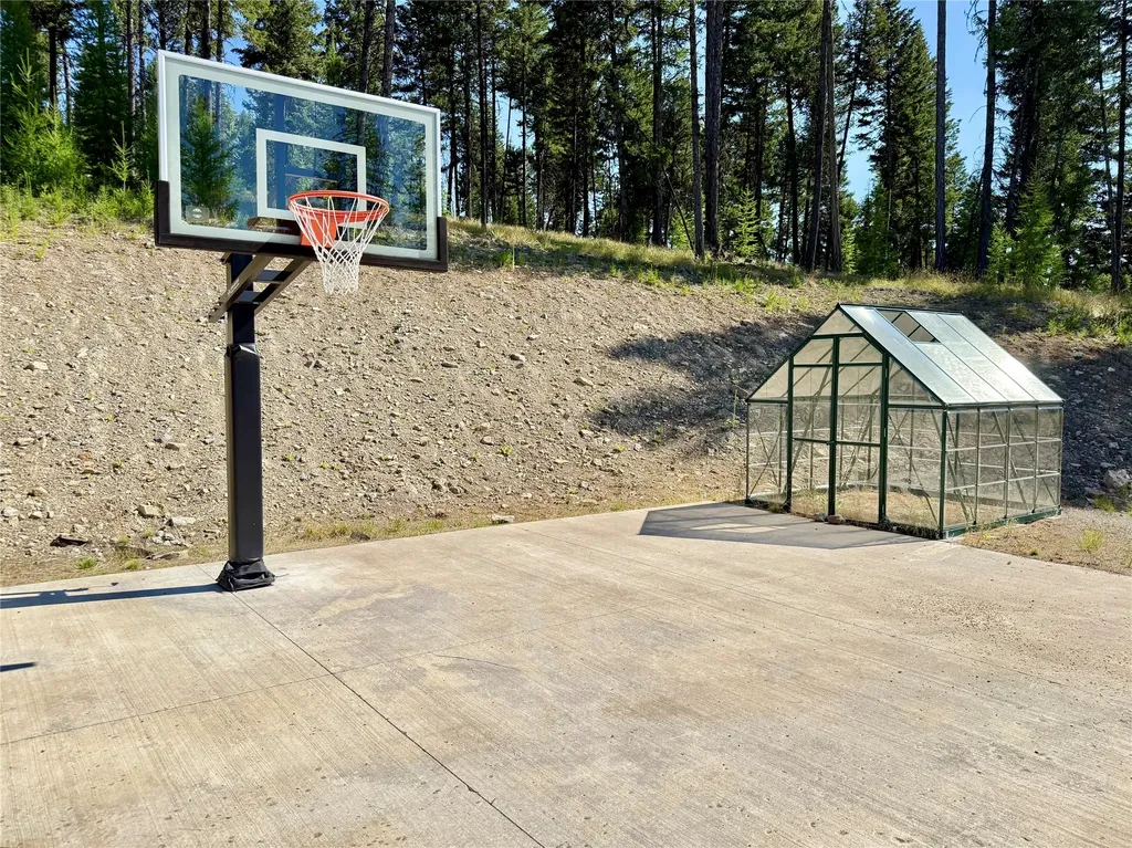240 Hodge Creek Drive Kila MT 59920