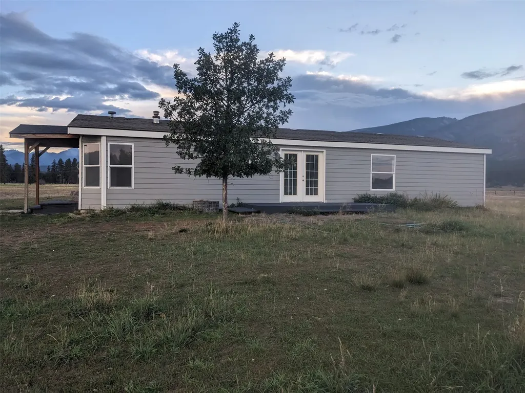 121 Camas Ranch Road Hamilton MT 59840