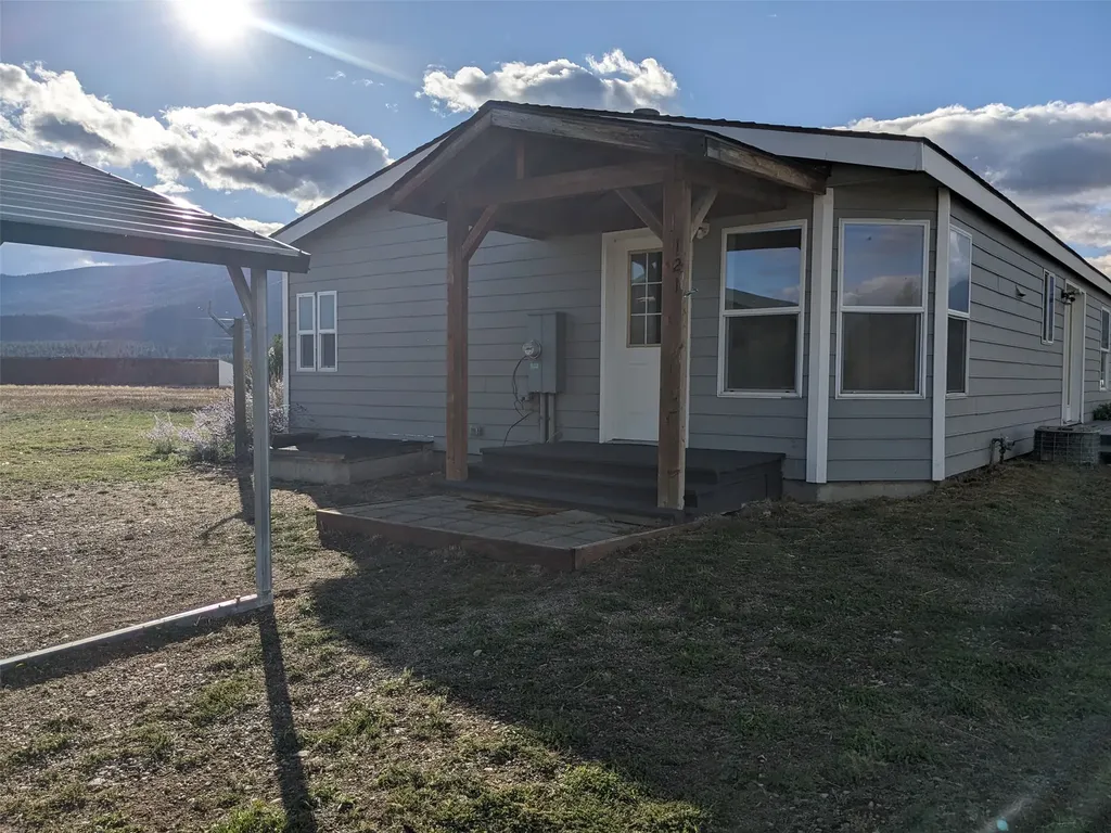 121 Camas Ranch Road Hamilton MT 59840