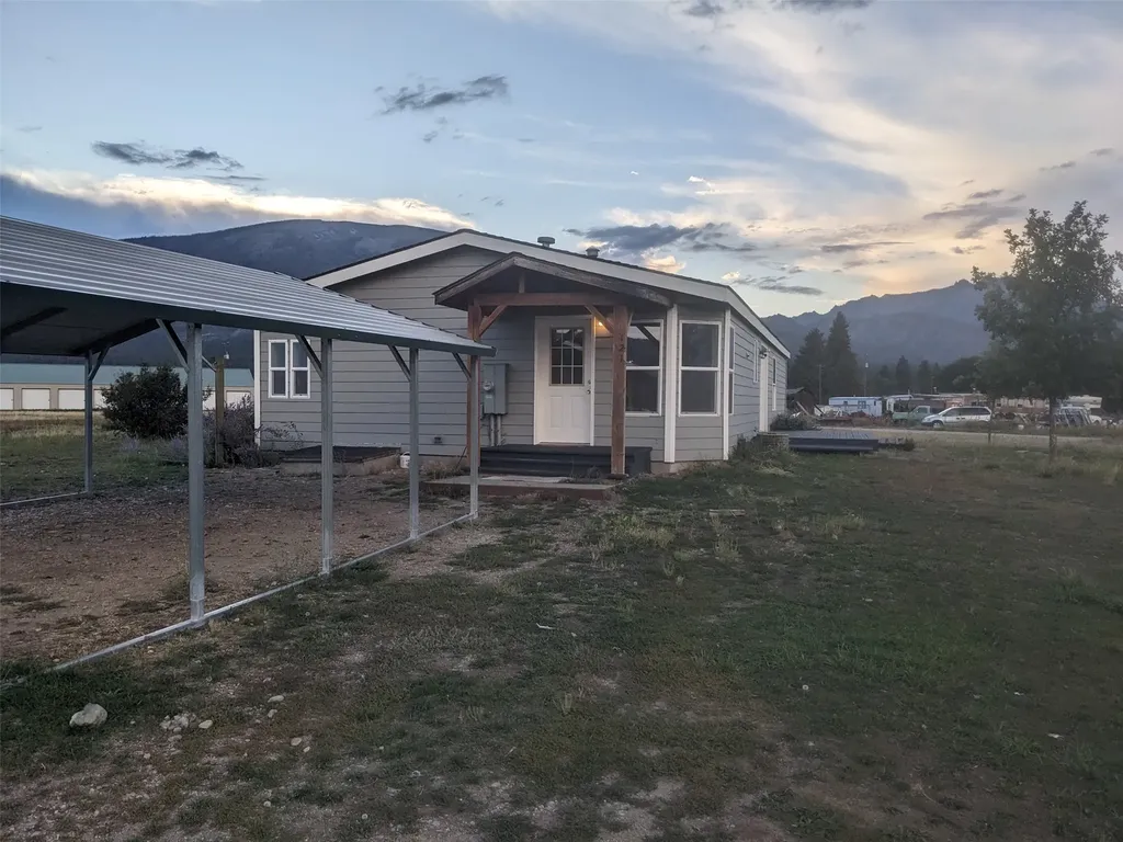 121 Camas Ranch Road Hamilton MT 59840