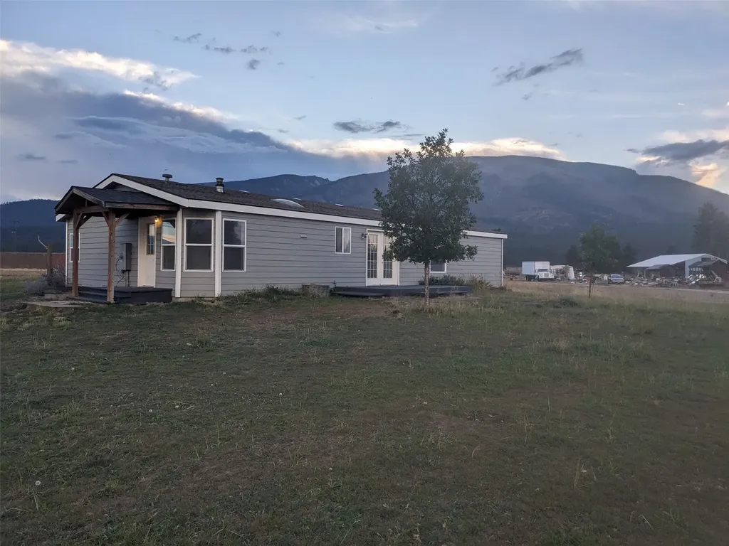 121 Camas Ranch Road Hamilton MT 59840
