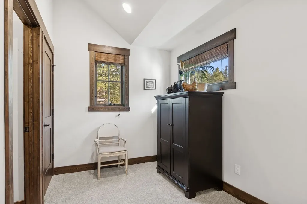 30 Boulder Lane Eureka MT 59917