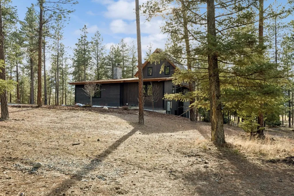 30 Boulder Lane Eureka MT 59917