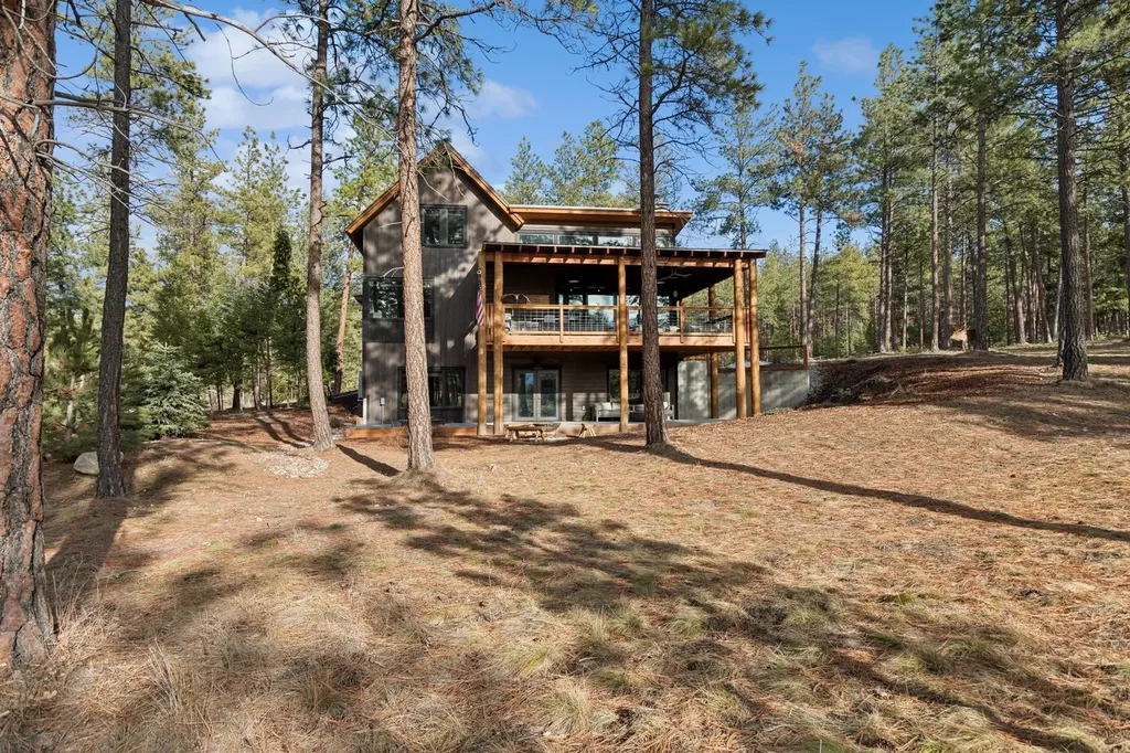 30 Boulder Lane Eureka MT 59917