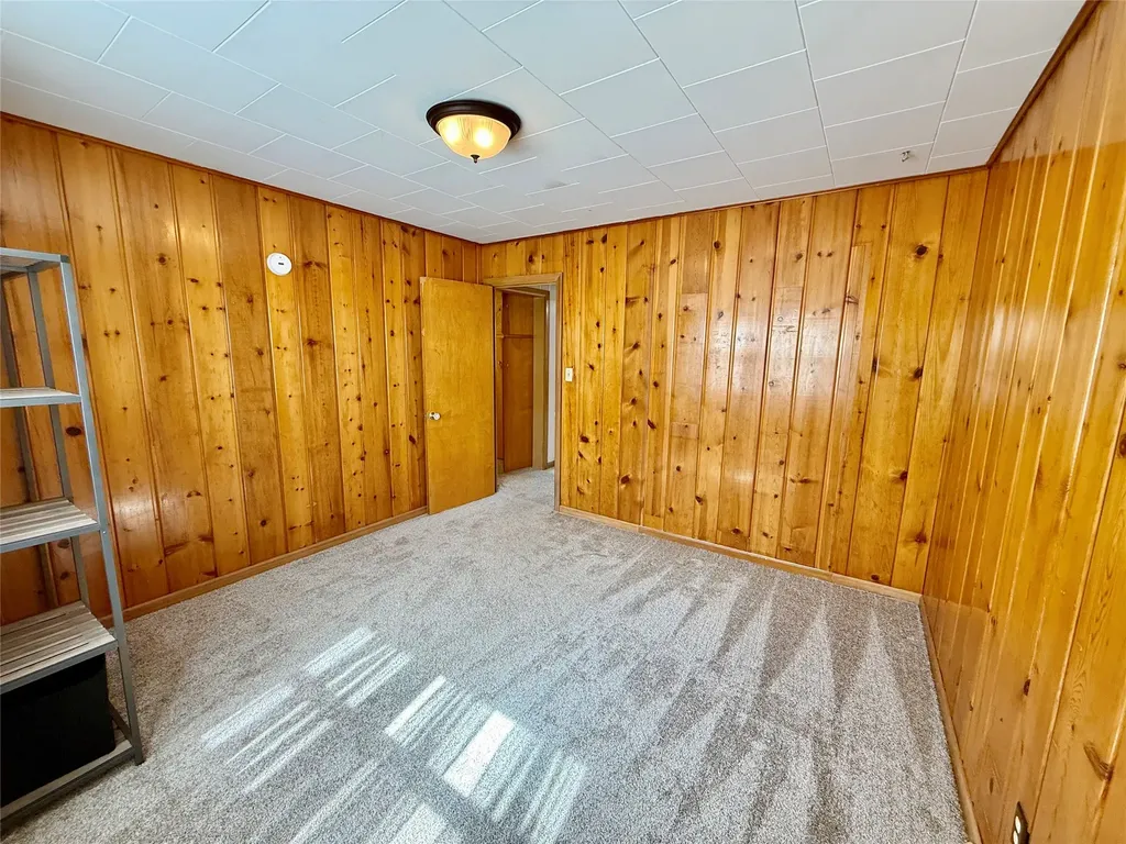 676 Hill Avenue Shelby MT 59474