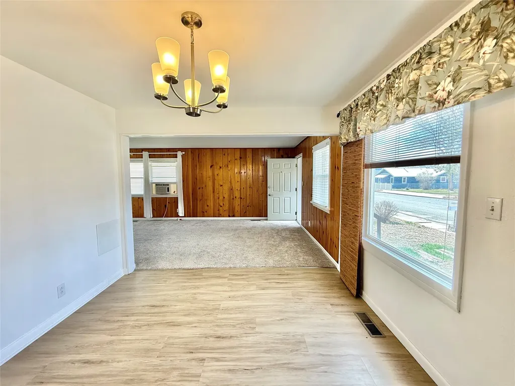 676 Hill Avenue Shelby MT 59474