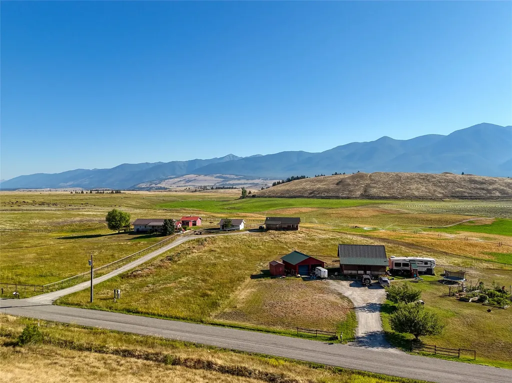 1151 Lindsay Road Eureka MT 59917