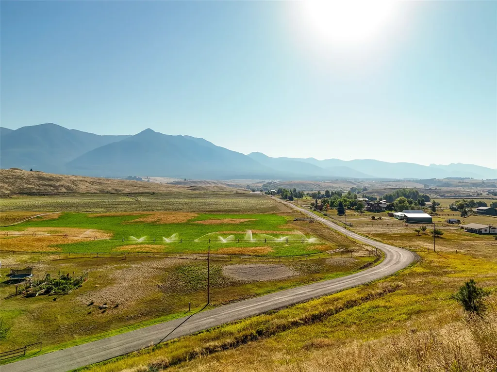 1151 Lindsay Road Eureka MT 59917