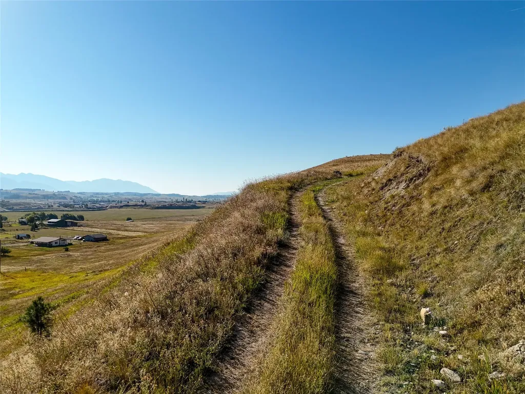 1151 Lindsay Road Eureka MT 59917
