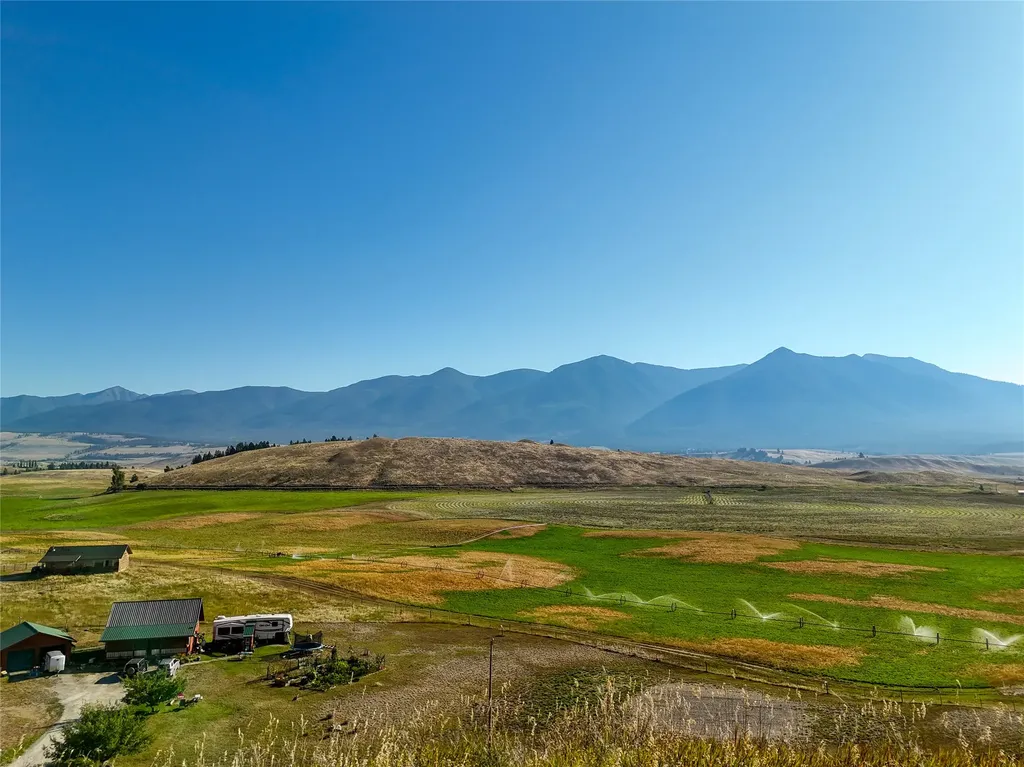 1151 Lindsay Road Eureka MT 59917