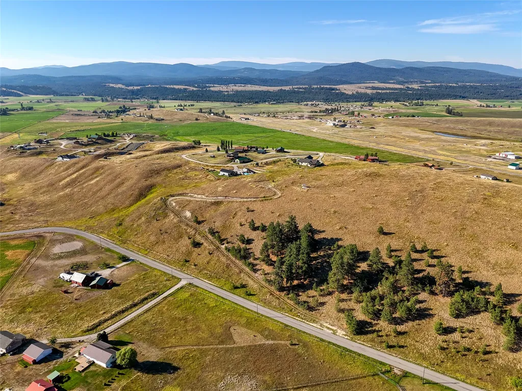 1151 Lindsay Road Eureka MT 59917