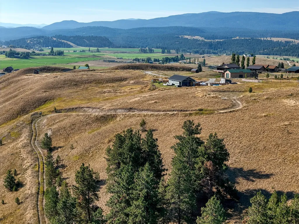 1151 Lindsay Road Eureka MT 59917