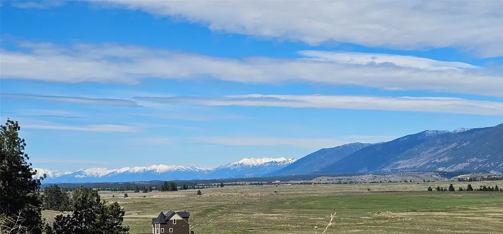 1151 Lindsay Road Eureka MT 59917