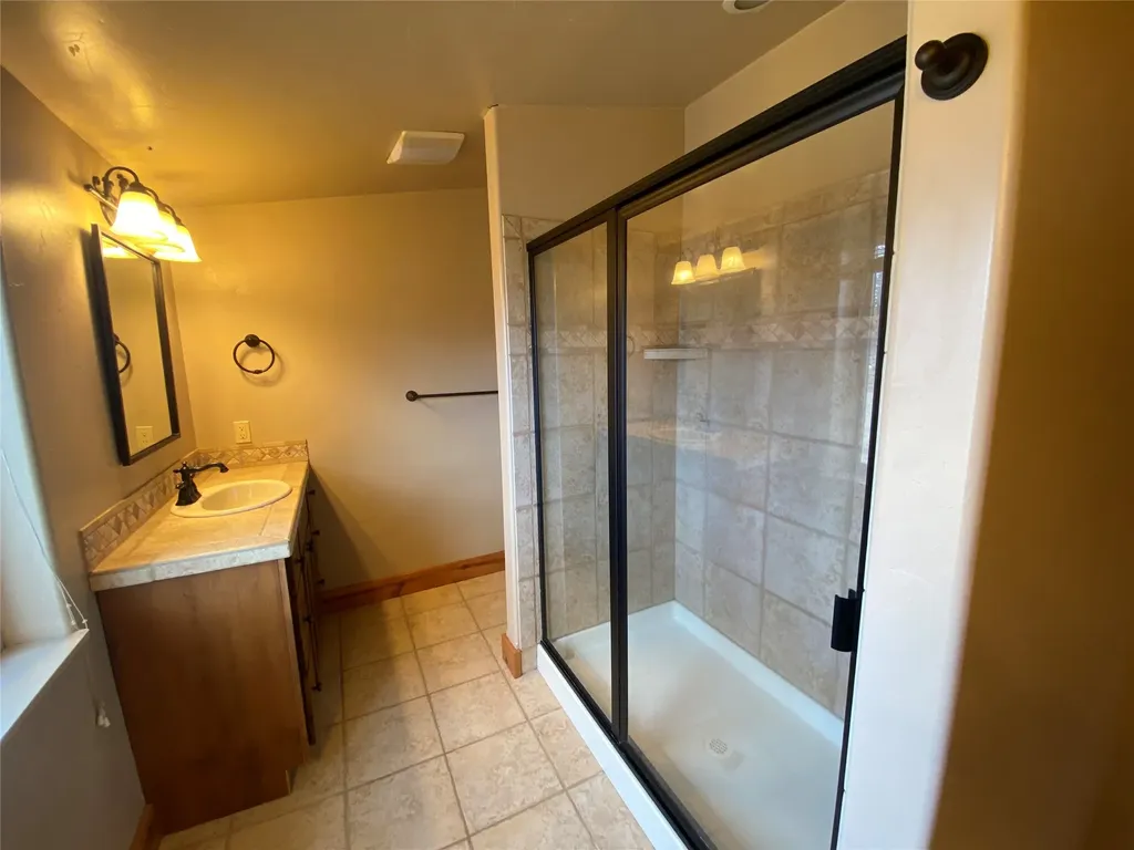 1040 Cowboy Way Columbia Falls MT 59912