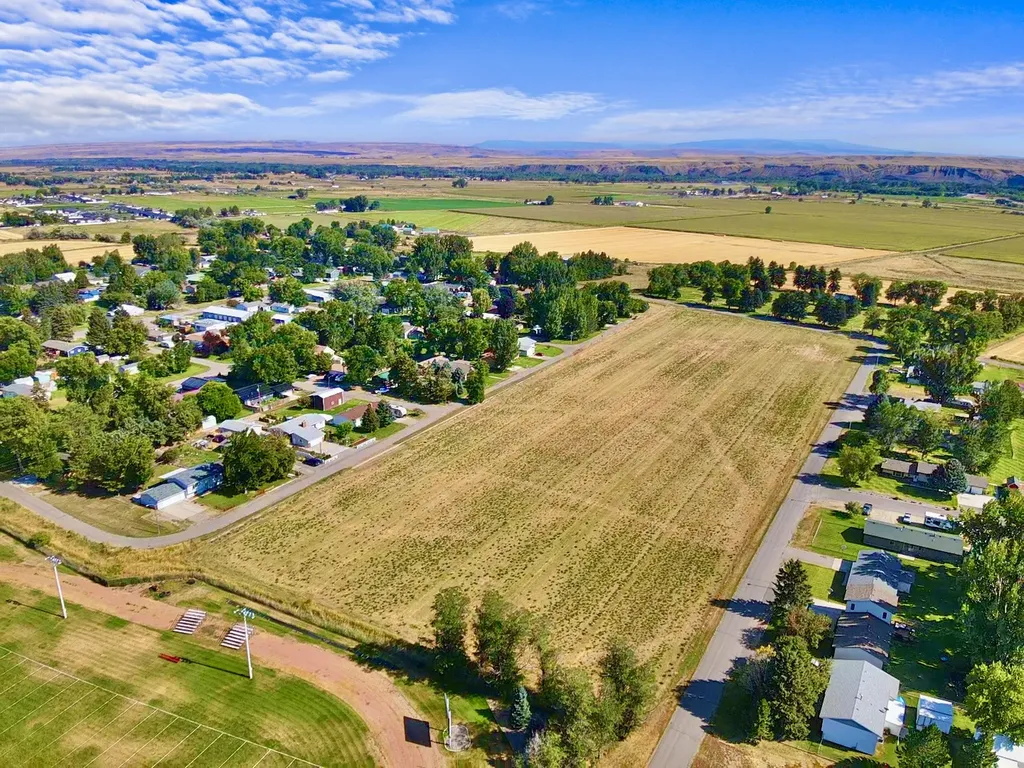 522 3rd Street SW Park City MT 59063