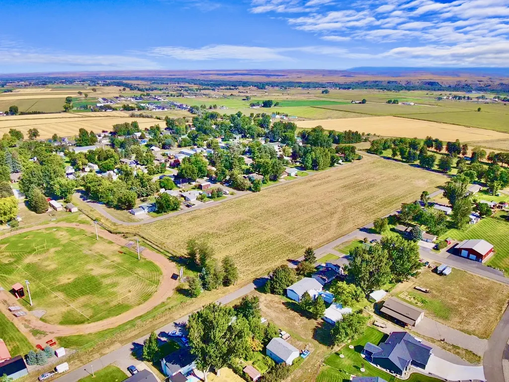 522 3rd Street SW Park City MT 59063